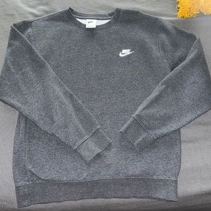 Nike Women’s Crewneck sweatshirt